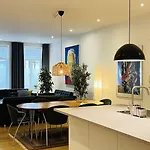 아파트 Apartmentincopenhagen 1555 *